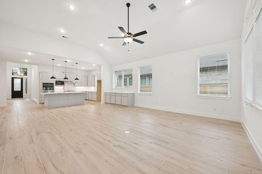 Spacious, unfurnished interior of a new home in Kresston, Montgomery (Image 29). Spacious, unfurnished interior of a new home in Kresston, Montgomery (Image 29).