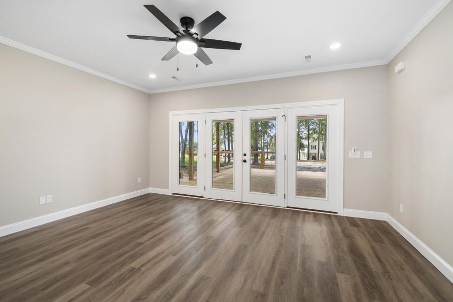 Spacious, unfurnished interior of a new home in , Manning (Image 13).