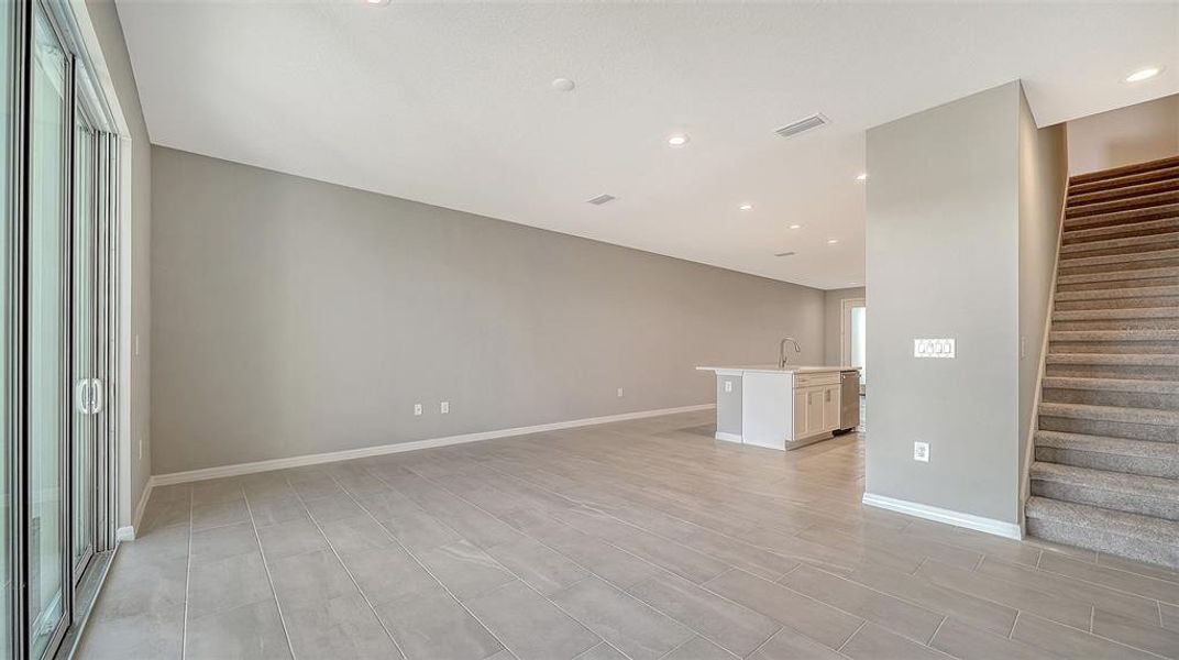 Spacious, unfurnished interior of a new home in , Sarasota (Image 24). Spacious, unfurnished interior of a new home in , Sarasota (Image 24).