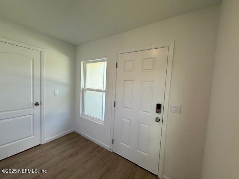 Spacious, unfurnished interior of a new home in Grand Reserve, Bunnell (Image 12).