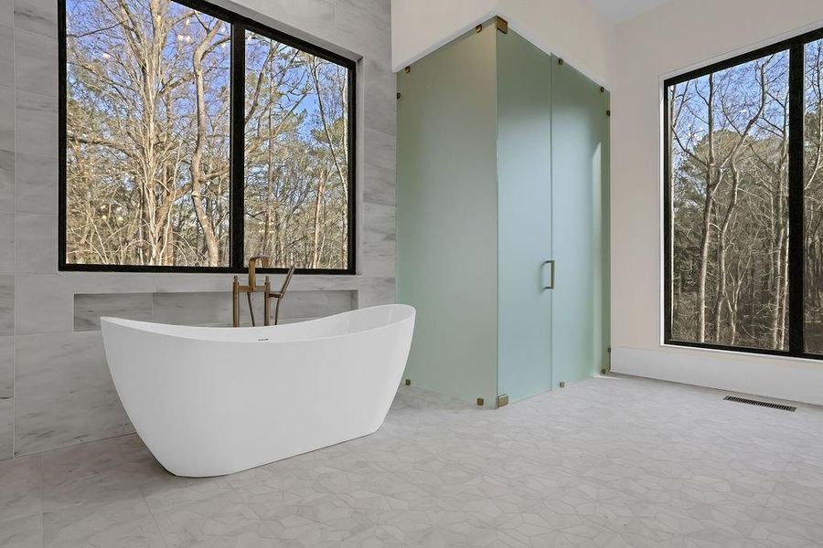 Exterior details and patio area of a home in , Johns Creek (Image 27).