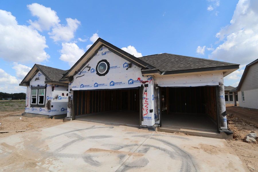 One story home with 4 beds, 3 baths, and 3 car garage One story home with 4 beds, 3 baths, and 3 car garage