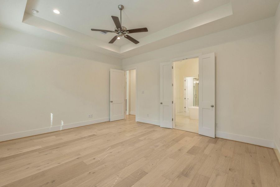 Spacious, unfurnished interior of a new home in The Cedars, Plantersville (Image 13).