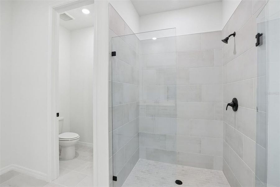 Furnished interior view inside a new home in Two Rivers - Signature Series, Zephyrhills (Image 14). Furnished interior view inside a new home in Two Rivers - Signature Series, Zephyrhills (Image 14).