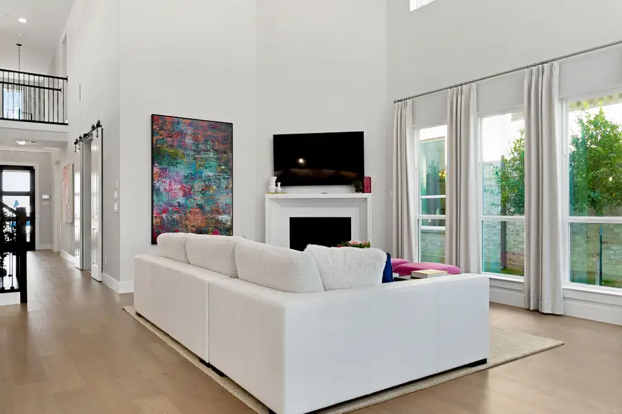 Plan 1542 Living Room Representative Photo by American Legend Homes Plan 1542 Living Room Representative Photo by American Legend Homes