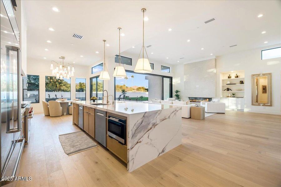 052-IMG_6892_v2 052-IMG_6892_v2