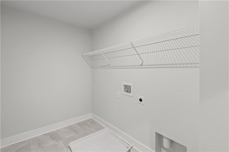 Spacious, unfurnished interior of a new home in Hunters Creek, Flowery Branch (Image 28). Spacious, unfurnished interior of a new home in Hunters Creek, Flowery Branch (Image 28).