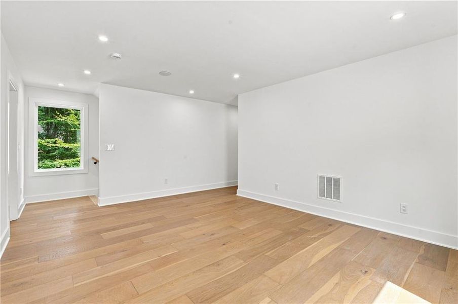 Spacious, unfurnished interior of a new home in , Sugar Hill (Image 48).