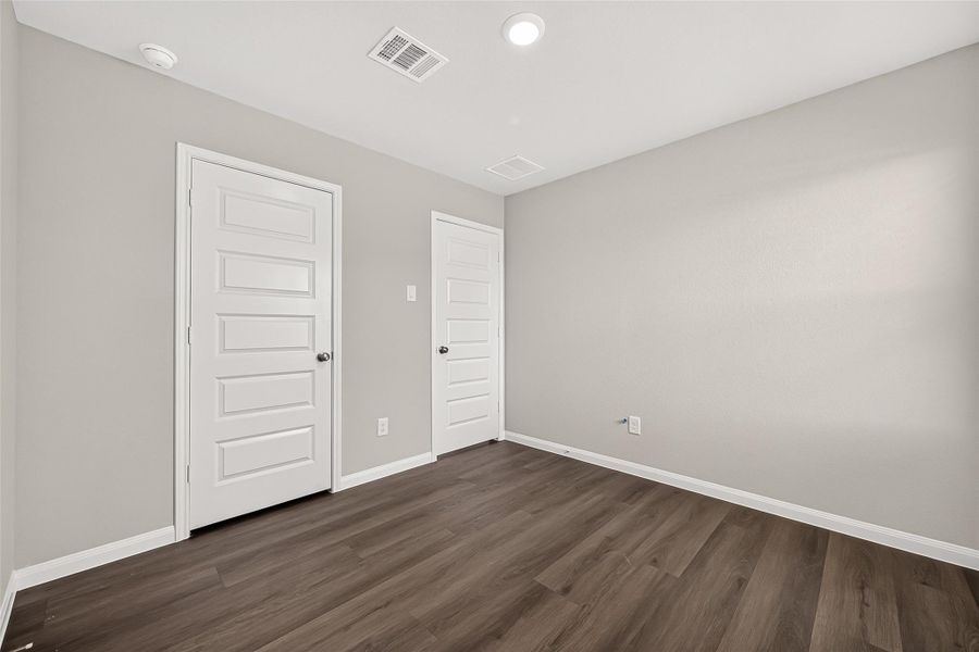 Spacious, unfurnished interior of a new home in Ridgeland Hills, Willis (Image 27).