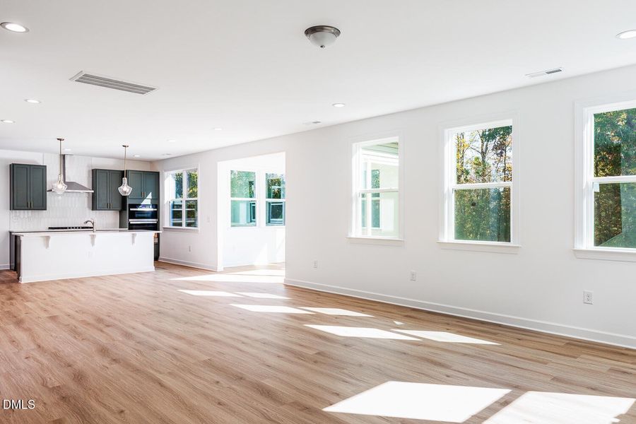 Mag SF-Lot 170-Lassen_QMI (12) Mag SF-Lot 170-Lassen_QMI (12)