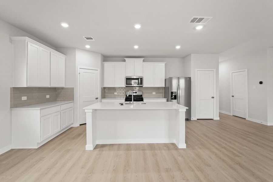 Furnished interior view inside a new home in Lakes at Black Oak, Magnolia (Image 5). Furnished interior view inside a new home in Lakes at Black Oak, Magnolia (Image 5).