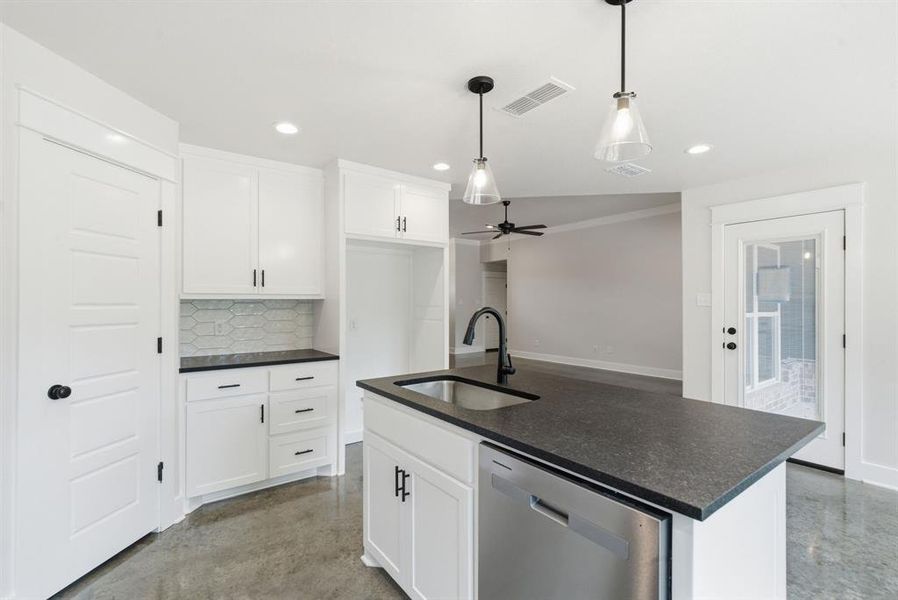 Furnished interior view inside a new home in , Weatherford (Image 8).