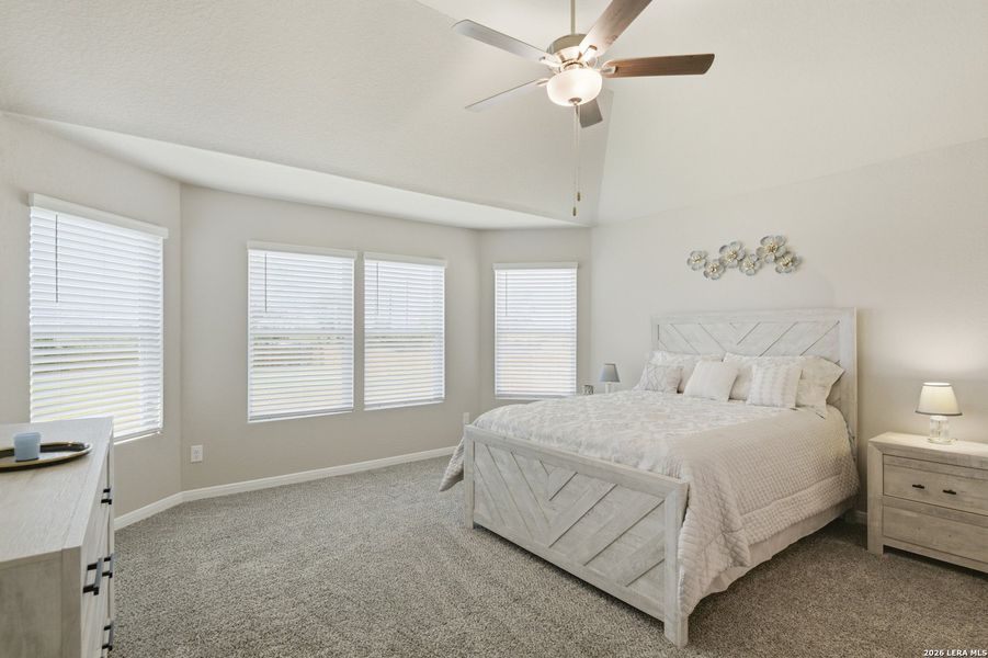 Furnished interior view inside a new home in , Atascosa (Image 15).