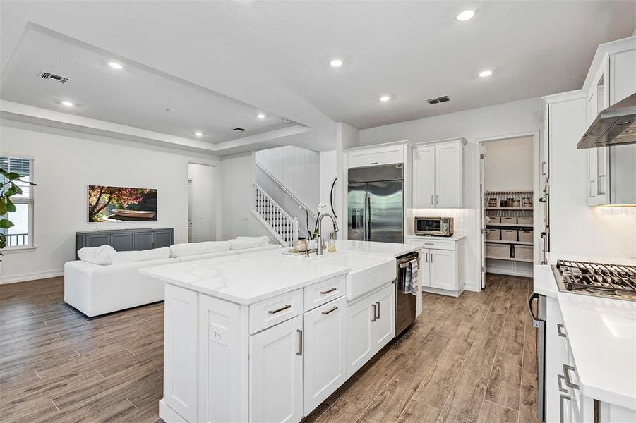 Furnished interior view inside a new home in SouthShore Yacht Club: Somerset Preserve, Ruskin (Image 18). Furnished interior view inside a new home in SouthShore Yacht Club: Somerset Preserve, Ruskin (Image 18).