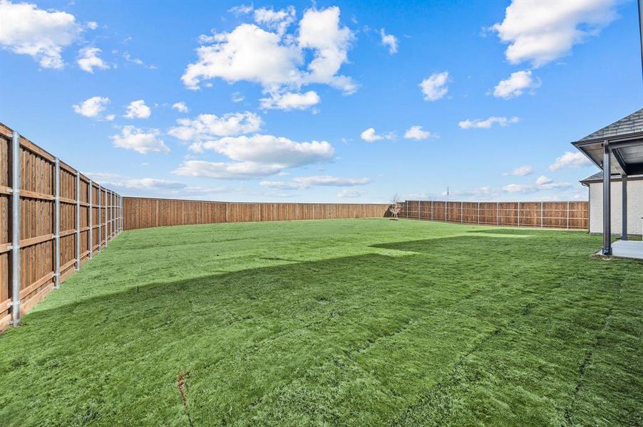 Exterior details and patio area of a home in , Haslet (Image 25).
