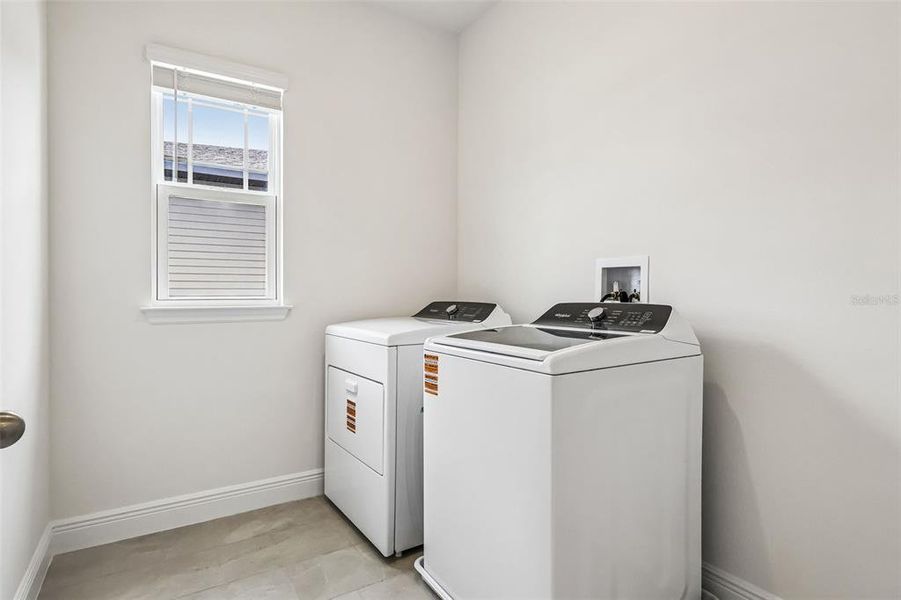 Close-up of interior finishes inside a home in Cyrene at Minneola, Minneola (Image 15).