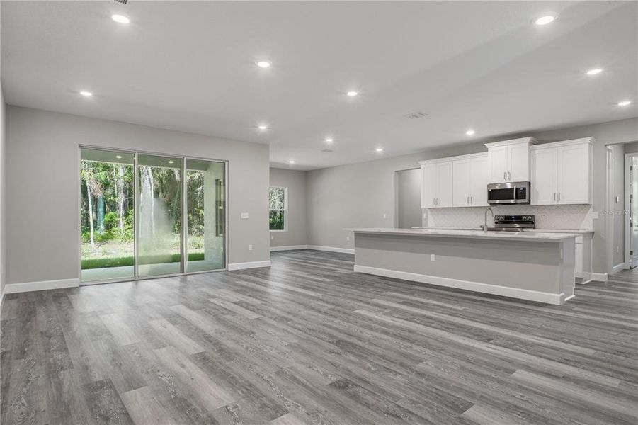 Spacious, unfurnished interior of a new home in , Lecanto (Image 49). Spacious, unfurnished interior of a new home in , Lecanto (Image 49).