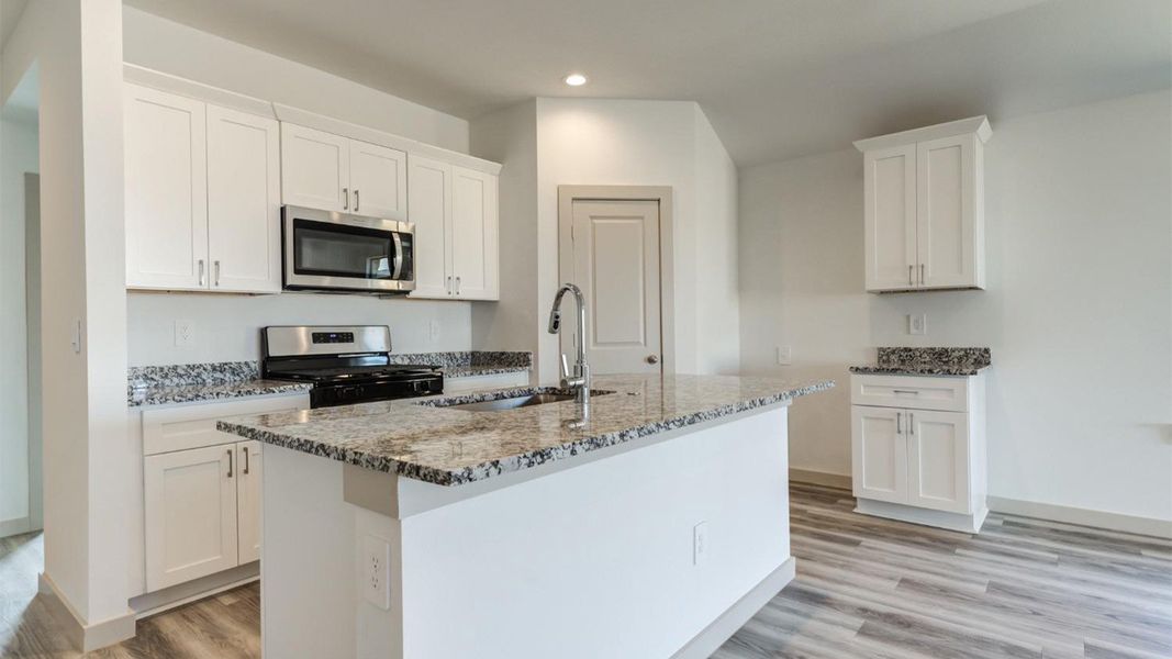 Representative furnished interior of a home built from the The Elgin by D.R. Horton in Everest Heights, Lubbock (Image 5).