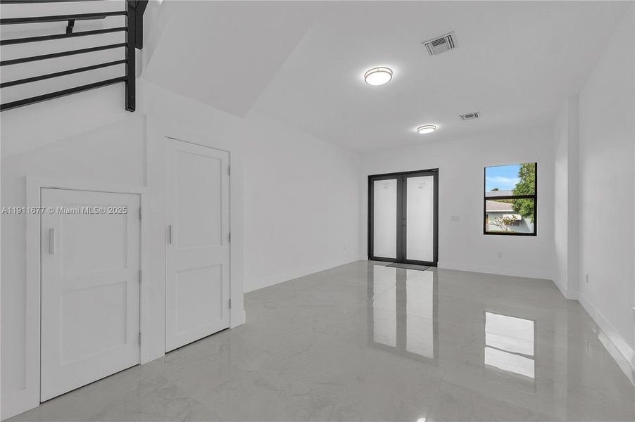 Spacious, unfurnished interior of a new home in , Fort Lauderdale (Image 50). Spacious, unfurnished interior of a new home in , Fort Lauderdale (Image 50).