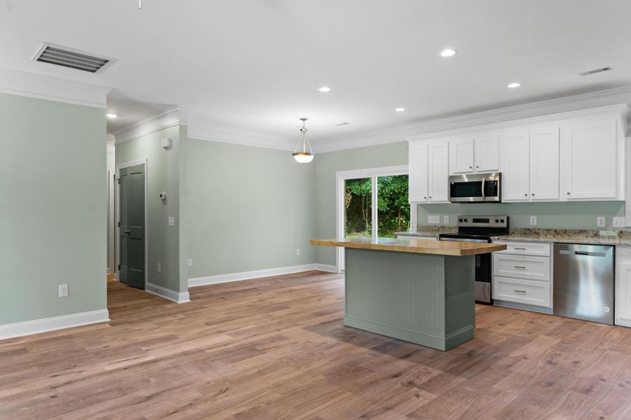 Image 21 of a home in .