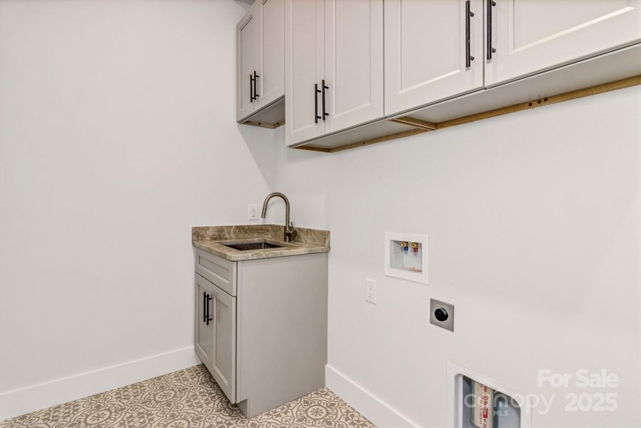 Image 40 of a home in . Image 40 of a home in .