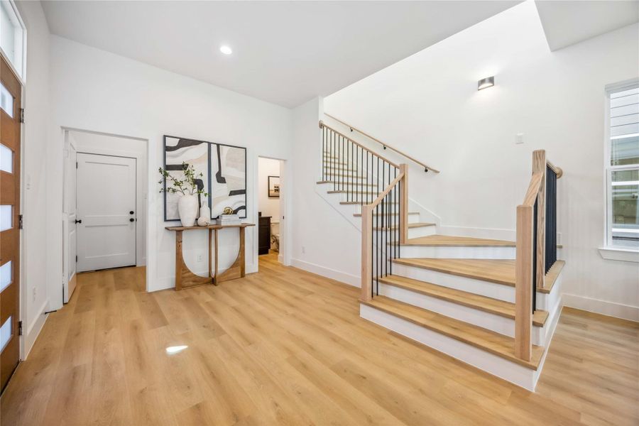 Spacious, unfurnished interior of a new home in , Houston (Image 21).
