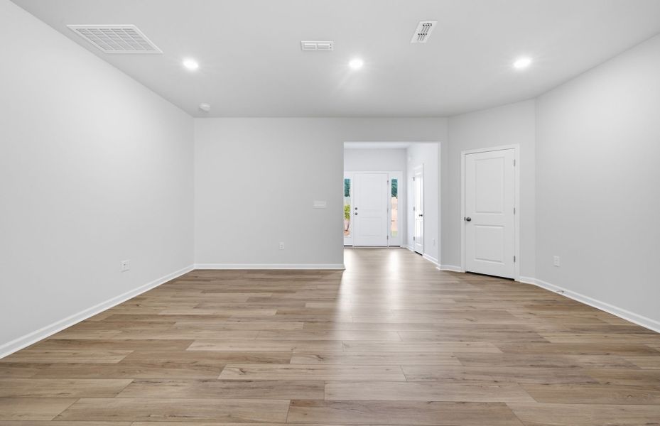 Spacious, unfurnished interior of a new home in Cambria, Garner (Image 37).