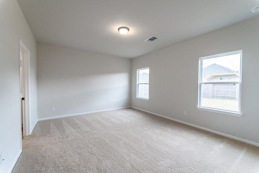 Spacious, unfurnished interior of a new home in Windrose Green, Angleton (Image 15). Spacious, unfurnished interior of a new home in Windrose Green, Angleton (Image 15).