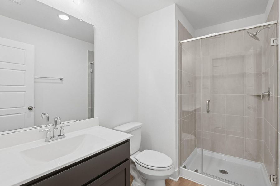 Furnished interior view inside a new home in Lago Mar, Santa Fe (Image 6). Furnished interior view inside a new home in Lago Mar, Santa Fe (Image 6).