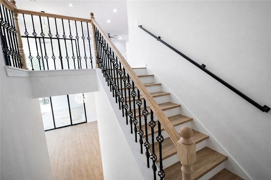 Spacious, unfurnished interior of a new home in , Mableton (Image 15).