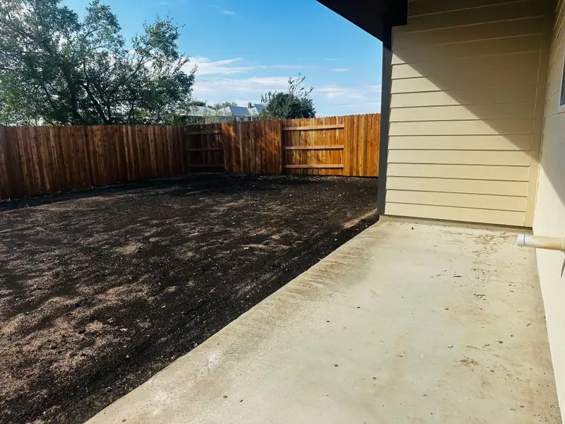 Image 27 of a home in Patterson Ranch.