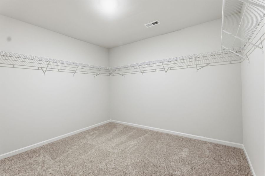 Spacious, unfurnished interior of a new home in Piper Creek, Newton (Image 24). Spacious, unfurnished interior of a new home in Piper Creek, Newton (Image 24).