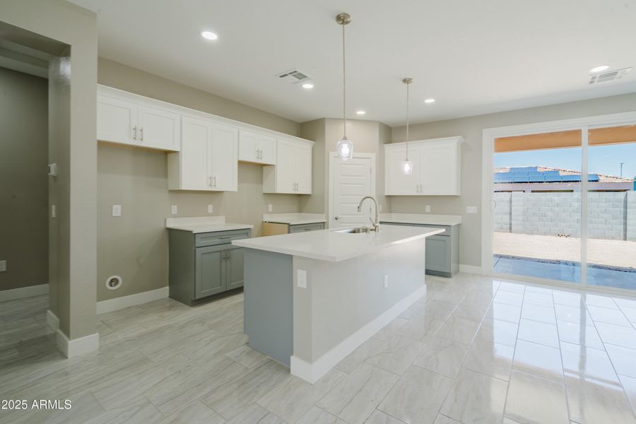 9820Sunbird-17 9820Sunbird-17