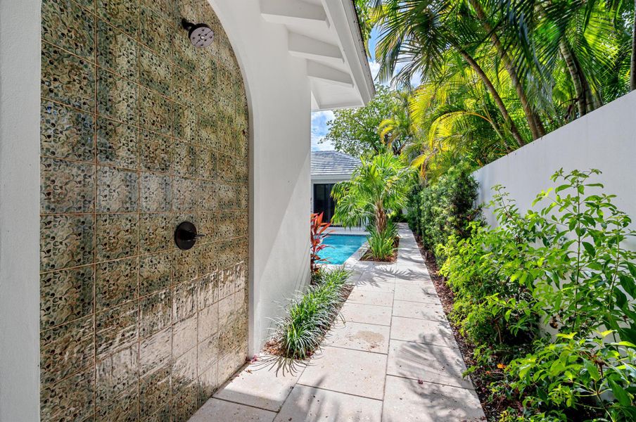 Front exterior of a new home in , Delray Beach, FL, highlighting curb appeal (Image 2).