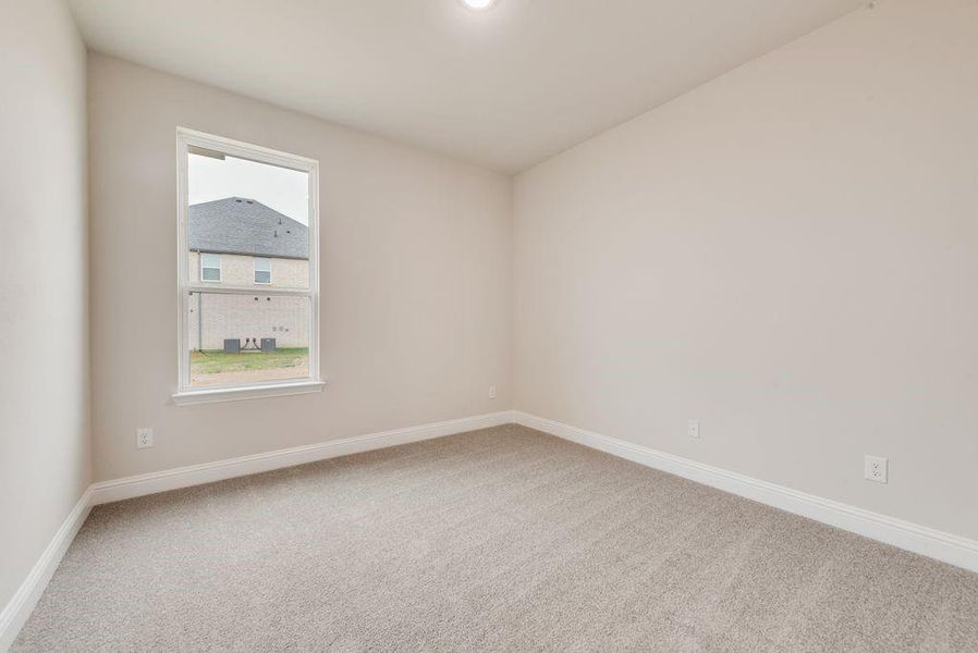 Spacious, unfurnished interior of a new home in Wildflower Ranch, Fort Worth (Image 22).