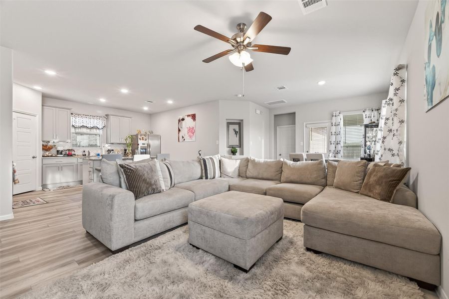 Furnished interior view inside a new home in Sunterra, Katy (Image 12).
