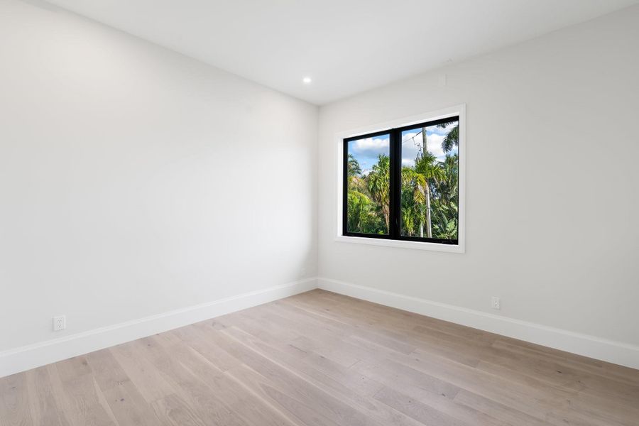 Image 41 of a home in .