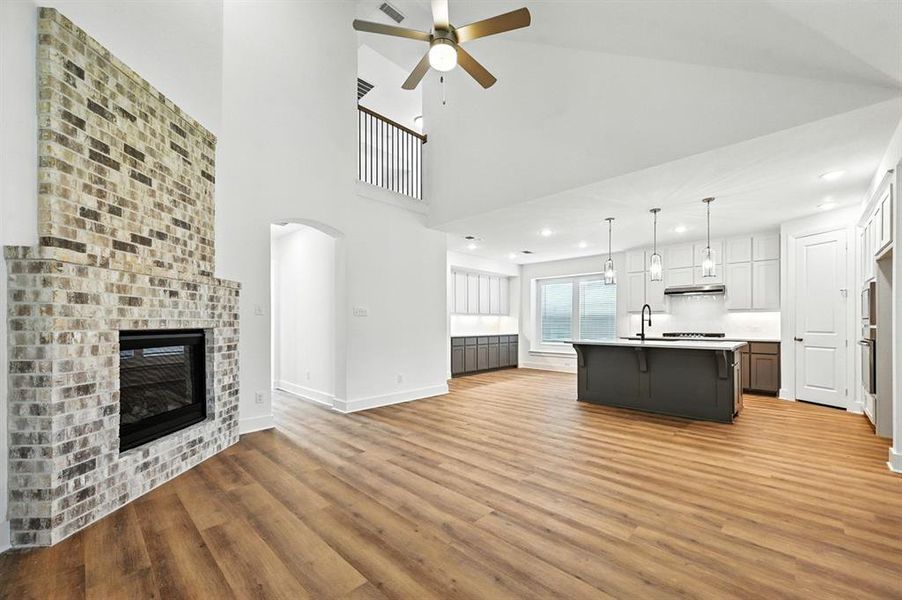 Spacious, unfurnished interior of a new home in Hillstead, Lavon (Image 18).