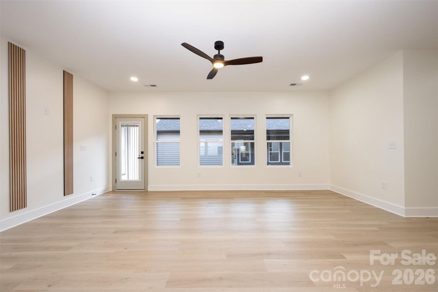 Spacious, unfurnished interior of a new home in , Shelby (Image 20).