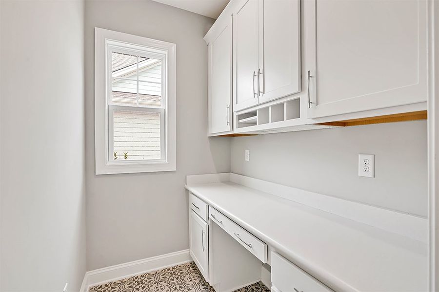 Pierre's Bay, Pocket Office Pierre's Bay, Pocket Office