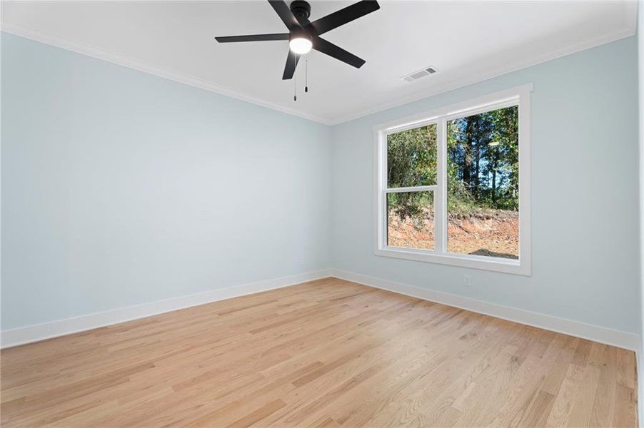 Spacious, unfurnished interior of a new home in , Summerville (Image 36).