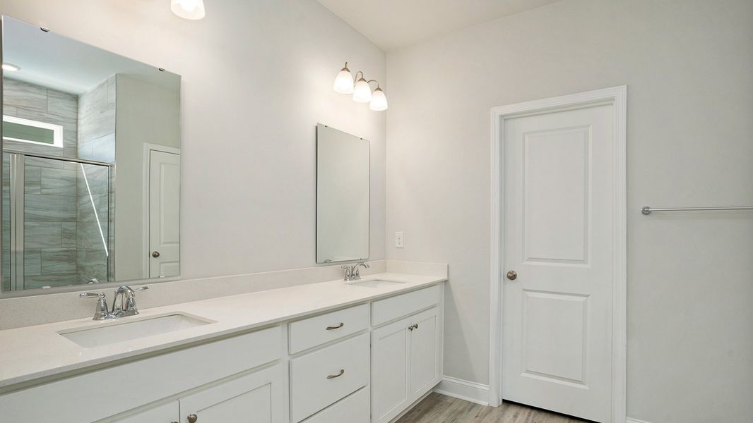 Furnished interior view inside a new home in Haven View, Murrells Inlet (Image 7).