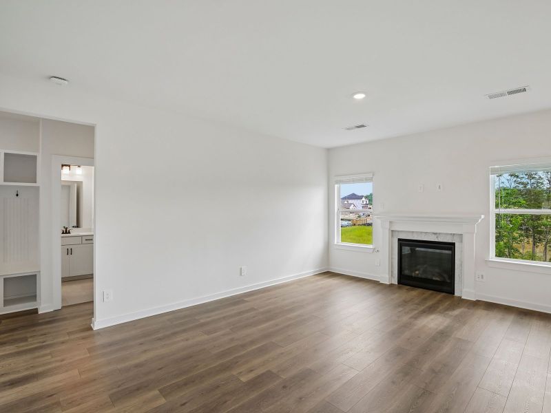 Spacious, unfurnished interior of a new home in Mansker Farms - Bronze Series, Hendersonville (Image 9). Spacious, unfurnished interior of a new home in Mansker Farms - Bronze Series, Hendersonville (Image 9).