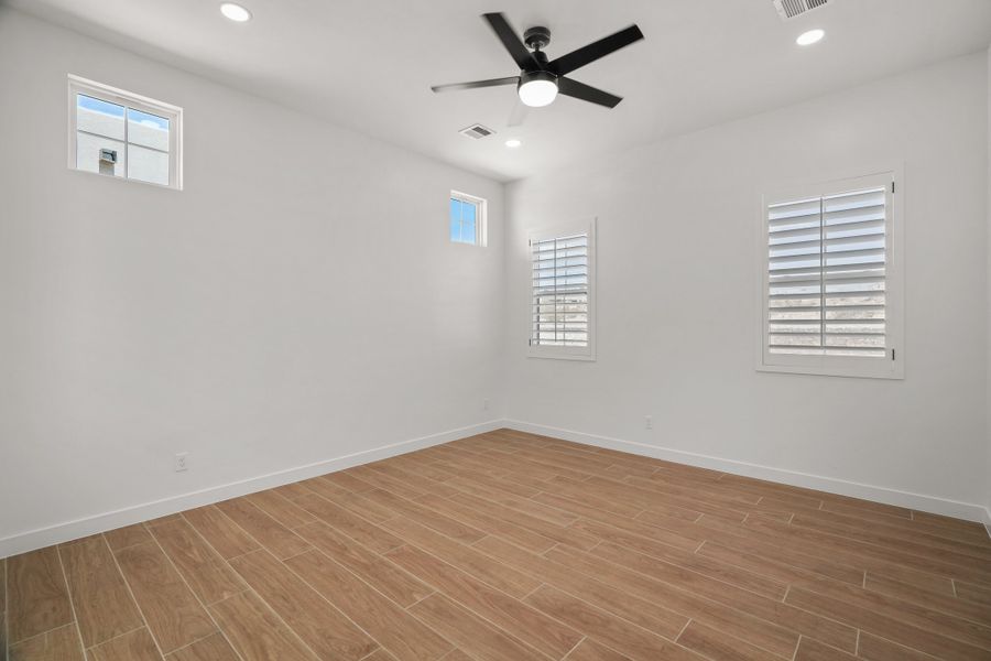 Spacious, unfurnished interior of a new home in Paseo Del Este Unit 9, El Paso (Image 26). Spacious, unfurnished interior of a new home in Paseo Del Este Unit 9, El Paso (Image 26).