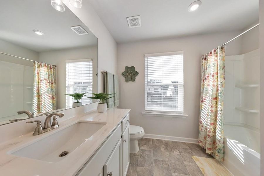 Furnished interior view inside a new home in Old Lost Mountain Estates, Powder Springs (Image 16).