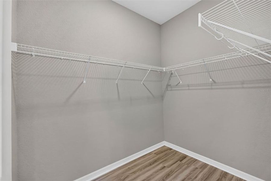 Spacious, unfurnished interior of a new home in , Davenport (Image 60).