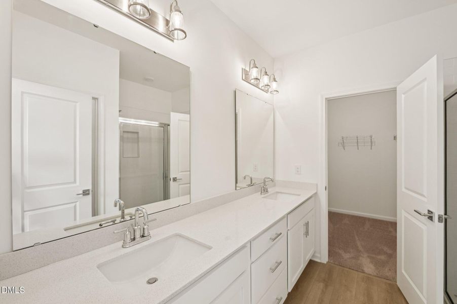 24-web-or-mls-Quarry Rd-0306-024