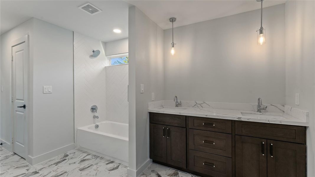 Furnished interior view inside a new home in , Livingston (Image 19).