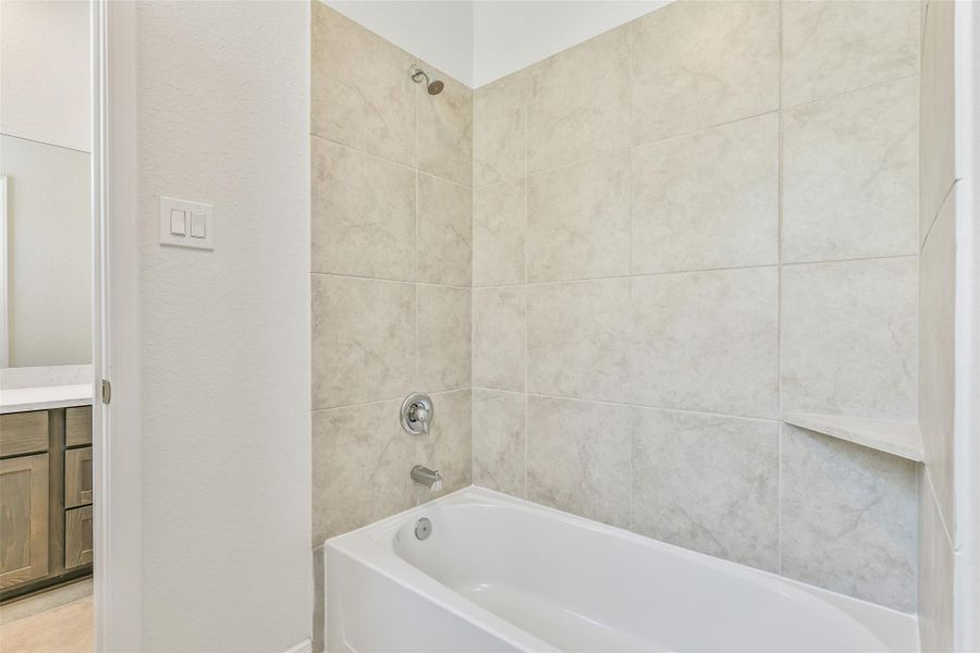 Image 36 of a home in Anderson Lakes.