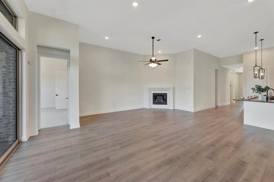 Spacious, unfurnished interior of a new home in South Pointe Cottage Series, Mansfield (Image 23). Spacious, unfurnished interior of a new home in South Pointe Cottage Series, Mansfield (Image 23).